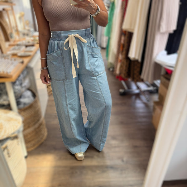 Light Denim Front Pockets Jeans