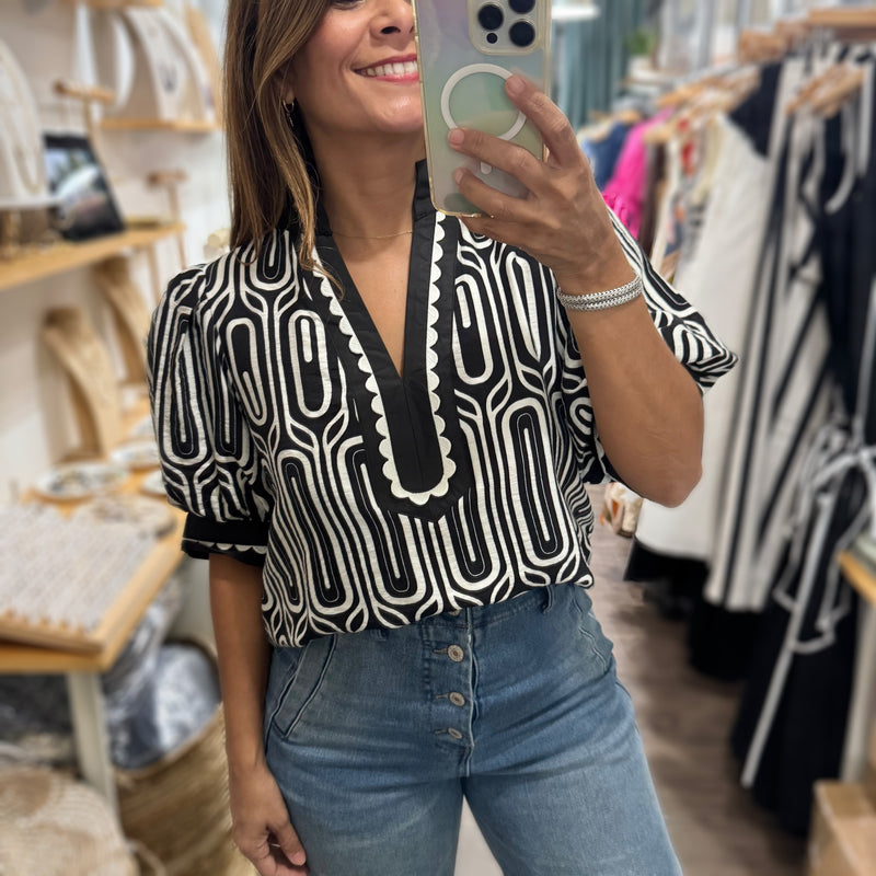 Black & White Geometric Print Top