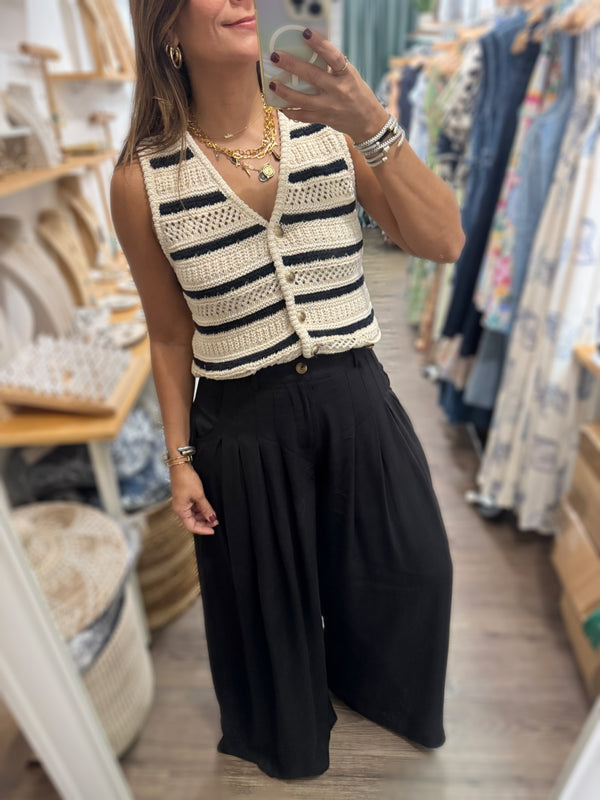 Black Pleated Pant