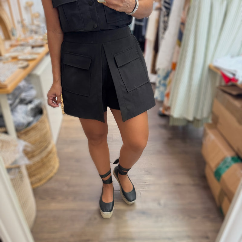 Black Front Pockets Top & Skort Set
