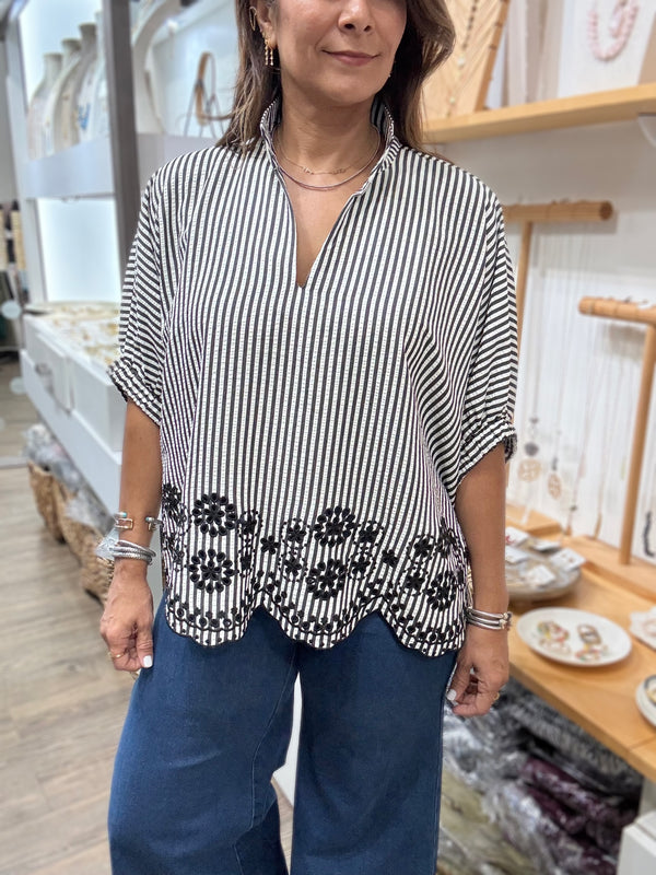 Black & White Stripes Dolman Sleeves Top