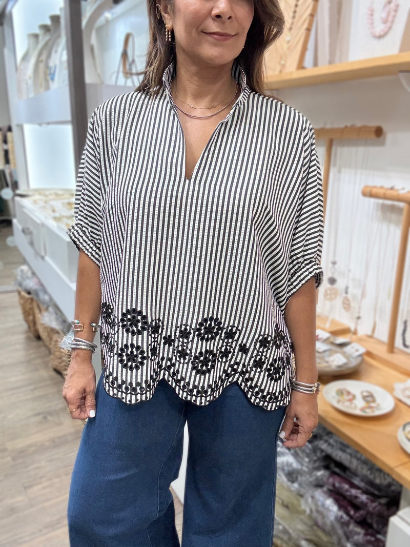 Black & White Stripes Dolman Sleeves Top