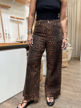 Leopard Print Scalloped Hem Jean
