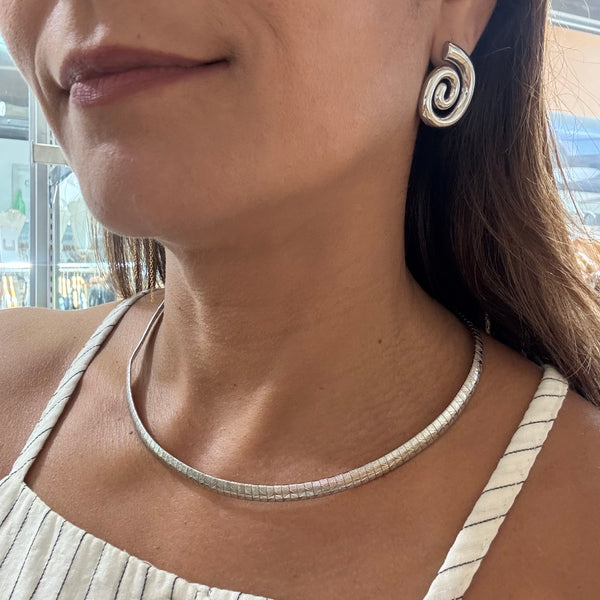 Silver Omega Pattern Chain Necklace (CM)