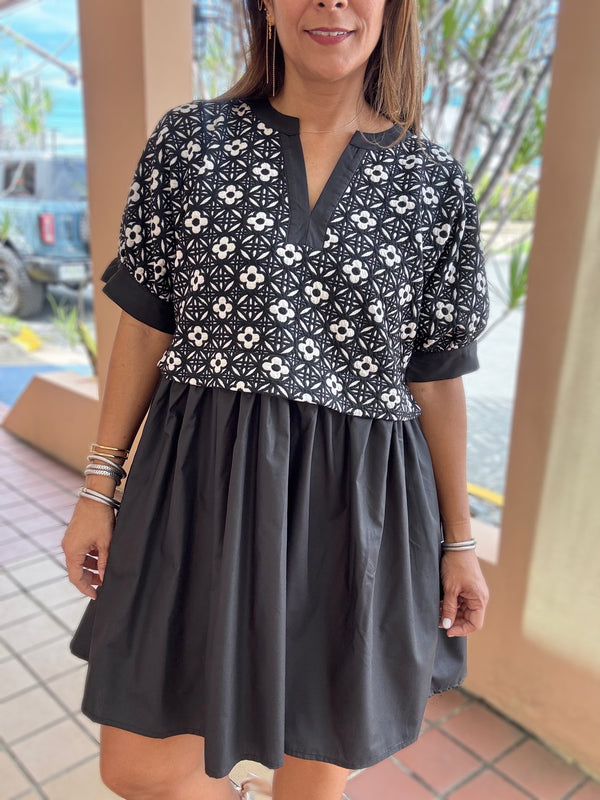 Black & Beige Contrast Dress