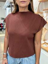 Brown Brooch Detail Top
