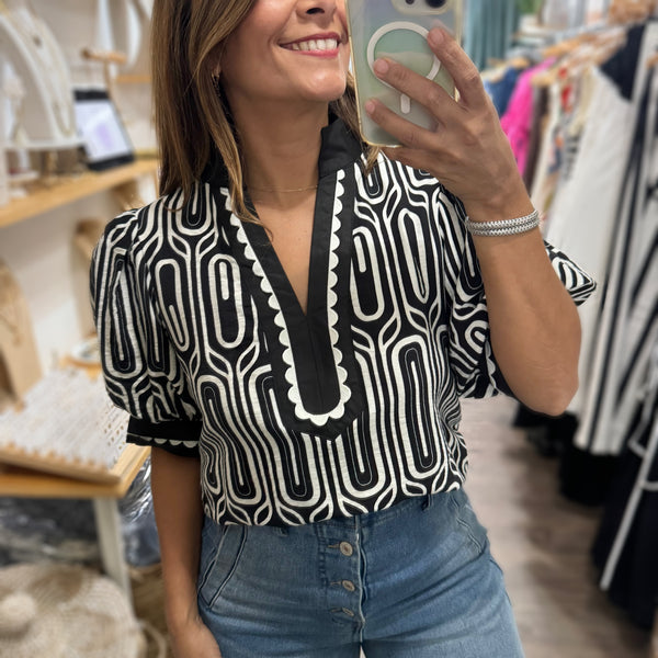 Black & White Geometric Print Top