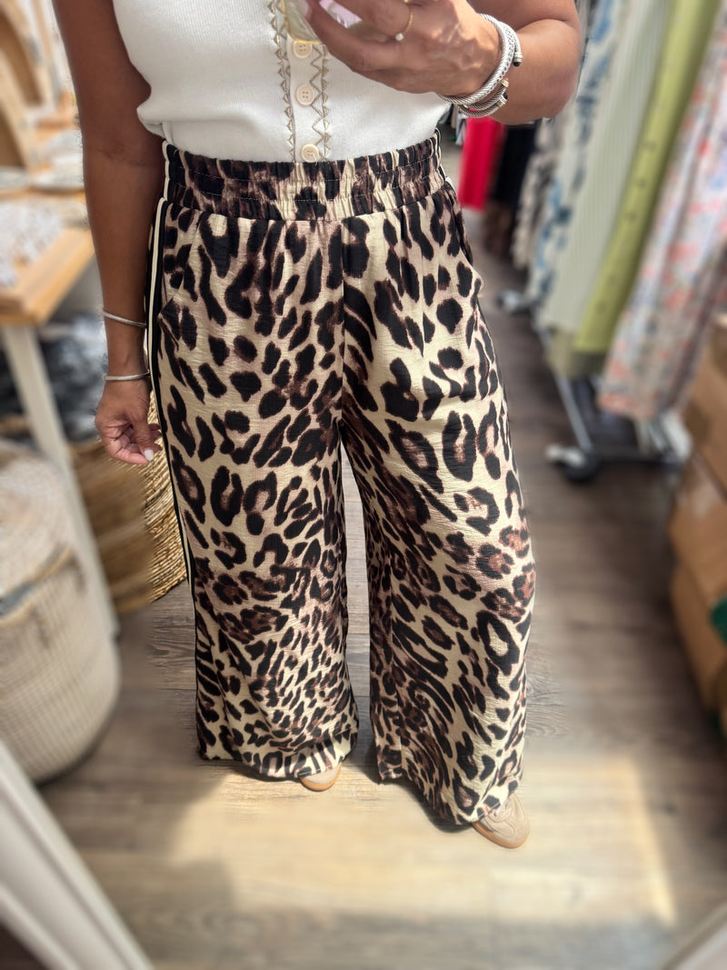 Leopard Print Side Stripe Pant