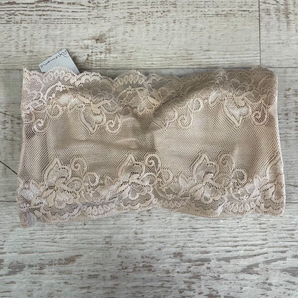 Beige tube top w/ padding and lace