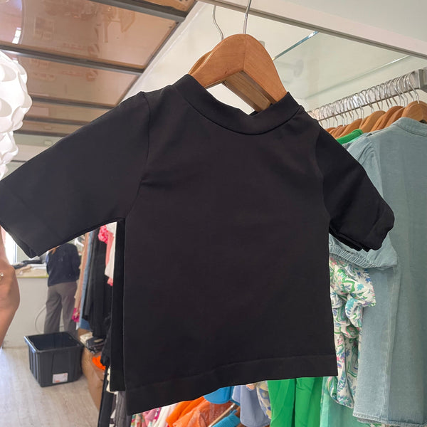 Black Crew - Neck Basic Top - Peplum Clothing