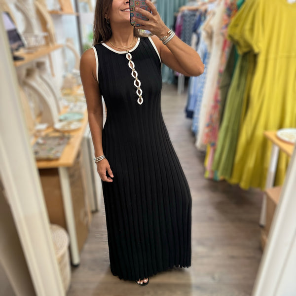 Black Ribbed Maxi Dress - Peplum Clothing